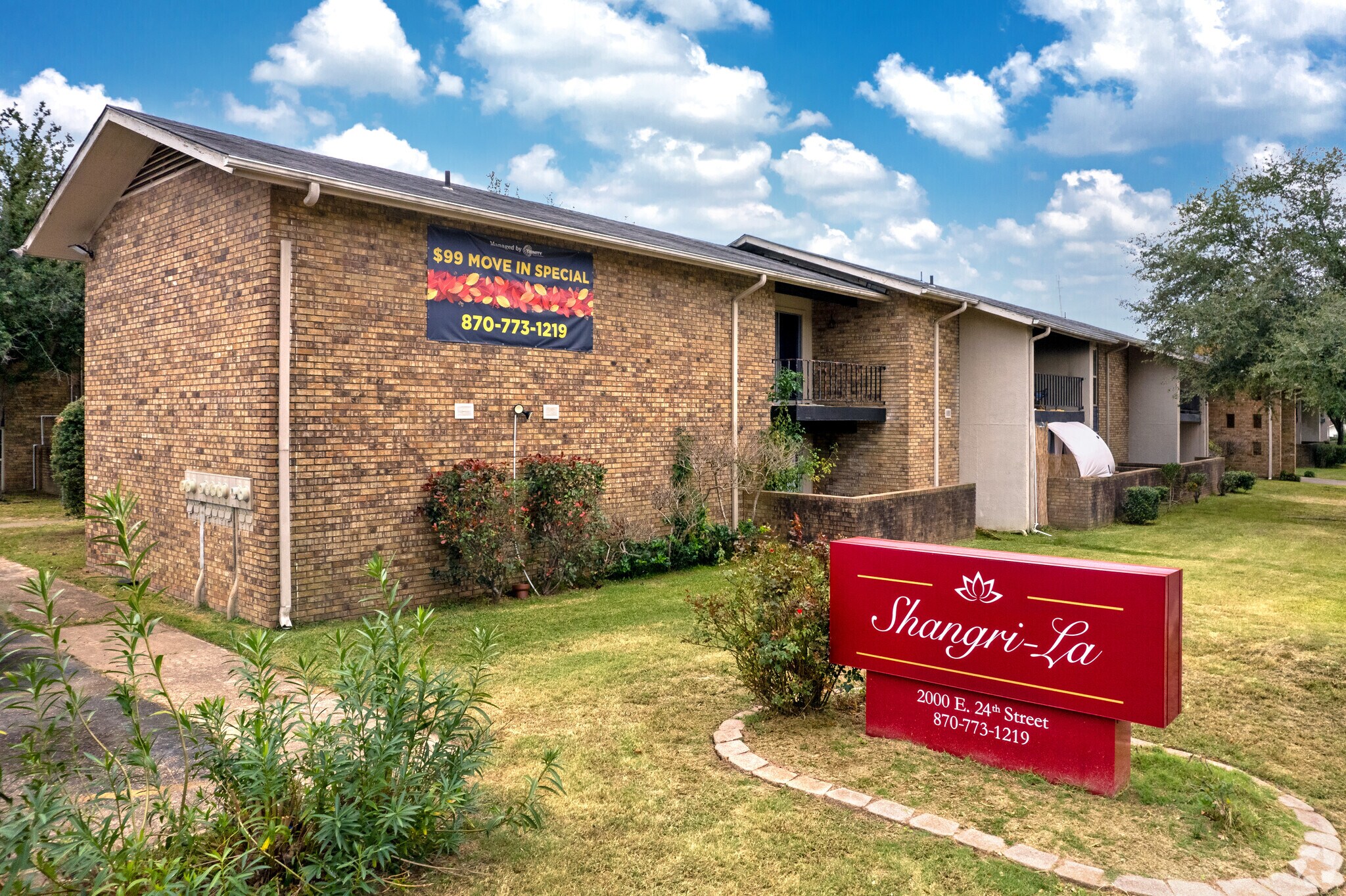 2000 E 24th St, Texarkana, AR for sale Primary Photo- Image 1 of 1