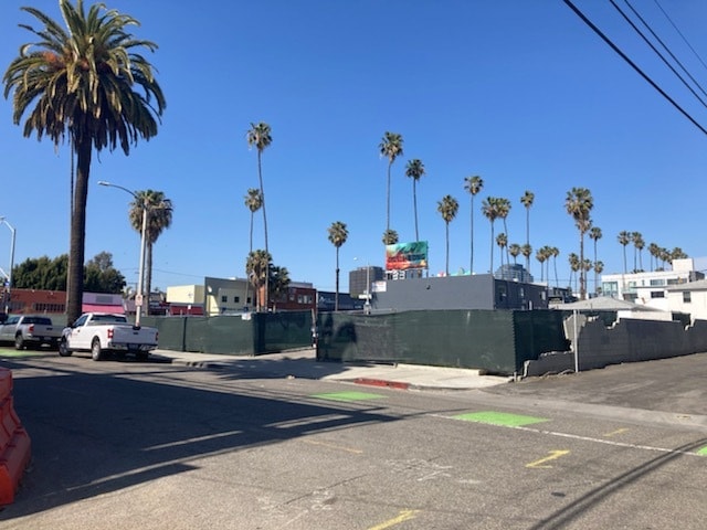 2906 Santa Monica Blvd, Santa Monica, CA for lease Primary Photo- Image 1 of 8