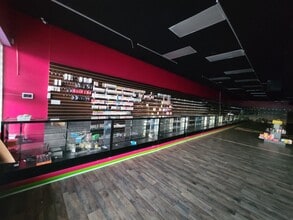 Old Williamsport Pike, Martinsburg, WV for lease Interior Photo- Image 2 of 21