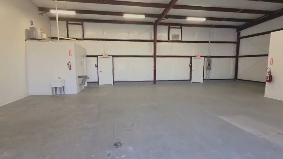 844 Whitlock Ave, Jacksonville, FL à louer - Vidéo sur l’inscription commerciale - Image 2 de 7