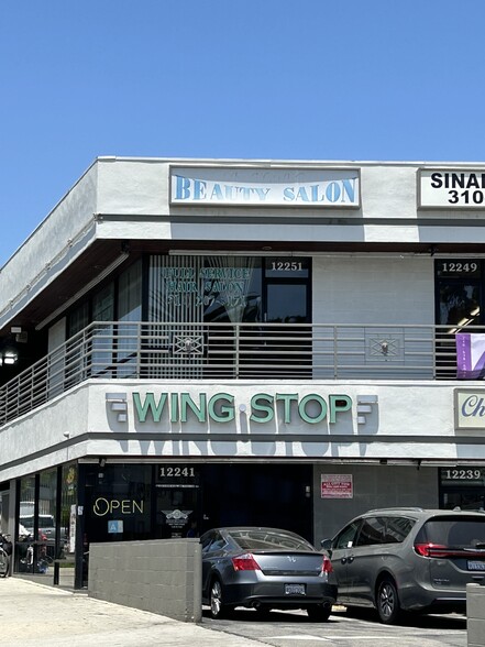 12225-12251 Santa Monica Blvd, Los Angeles, CA for lease - Building Photo - Image 2 of 7