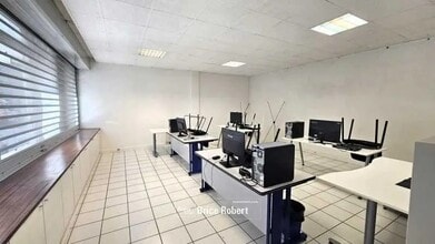 Bureau dans Lyon à louer Photo intérieure- Image 1 de 5