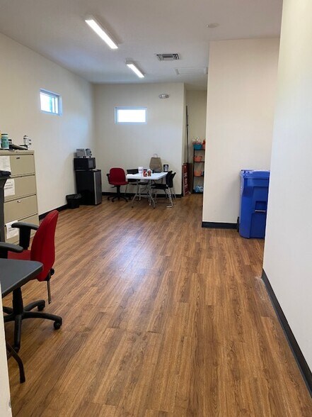 1003 1st St, Bradenton, FL à vendre - Photo intérieure - Image 3 de 10