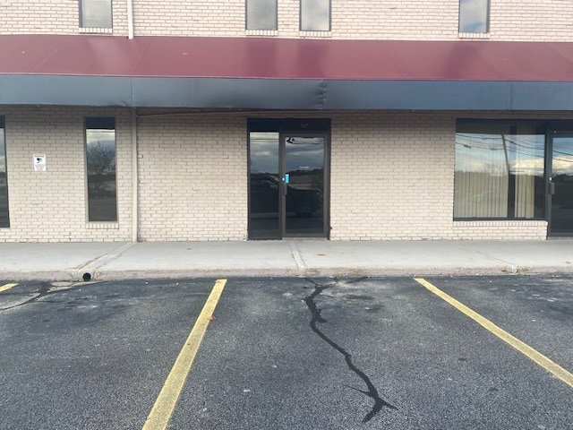 365 Westgate Dr, Brockton, MA for lease - Building Photo - Image 3 of 15