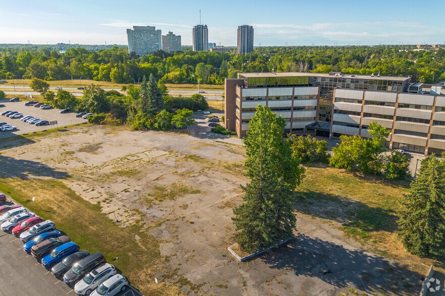 1107 Prince Of Wales Dr, Ottawa, ON for sale - Building Photo - Image 2 of 2