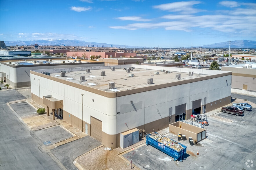 441 Eastgate Rd, Henderson, NV for lease - Building Photo - Image 3 of 6