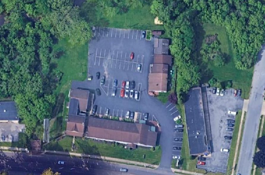 4453 Penn Ave, Sinking Spring, PA for sale - Aerial - Image 1 of 5