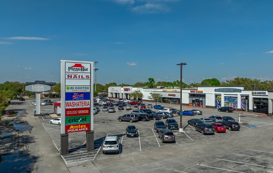 8201-8235 Broadway St, Houston, TX à vendre - Photo du bâtiment - Image 2 de 6