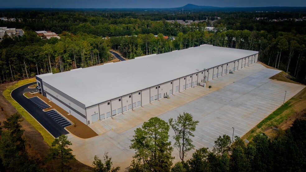 5720 Trade Dr, Alpharetta, GA à louer - Photo du bâtiment - Image 3 de 19
