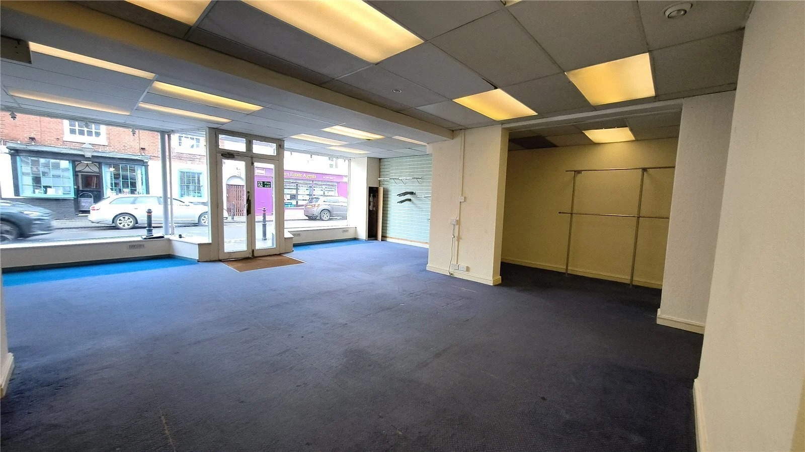 24-25 High St, Stourport On Severn for lease Interior Photo- Image 1 of 11