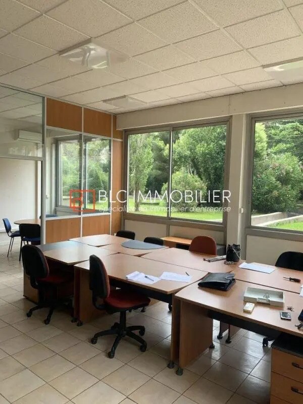 Office in Marseille for sale Interior Photo- Image 1 of 5