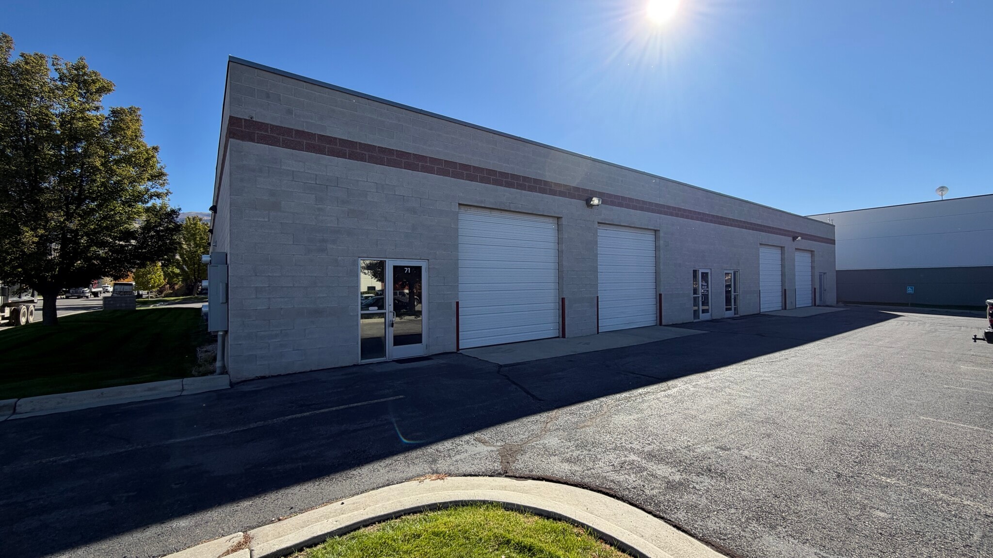 67 N 1400 W, Centerville, UT à louer Photo du bâtiment- Image 1 de 8