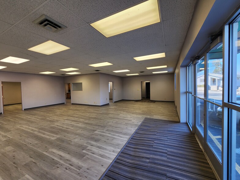 720 6th St, Clarkston, WA for sale - Interior Photo - Image 3 of 28