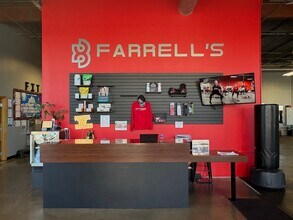 2219 Capehart Rd, Bellevue, NE for lease Interior Photo- Image 2 of 5