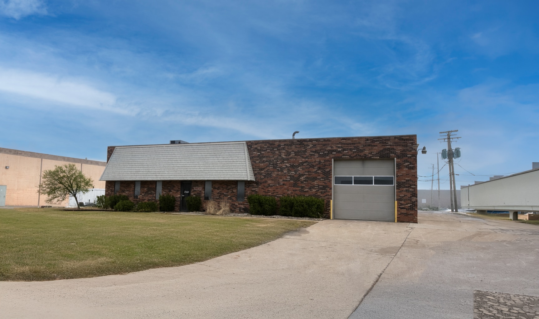 34150-34154 Riviera Dr, Fraser, MI for lease Primary Photo- Image 1 of 4