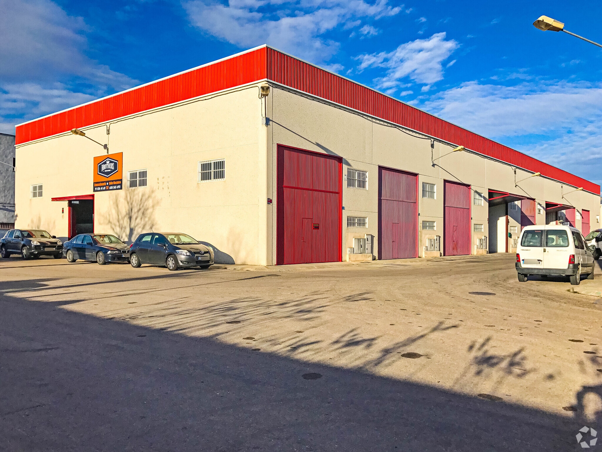 Industrial in Campo Real, Madrid for sale Building Photo- Image 1 of 2