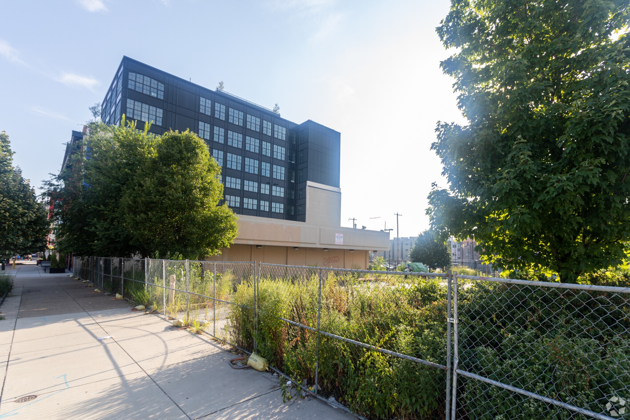 619 N Broad St, Philadelphia, PA for lease Primary Photo- Image 1 of 5