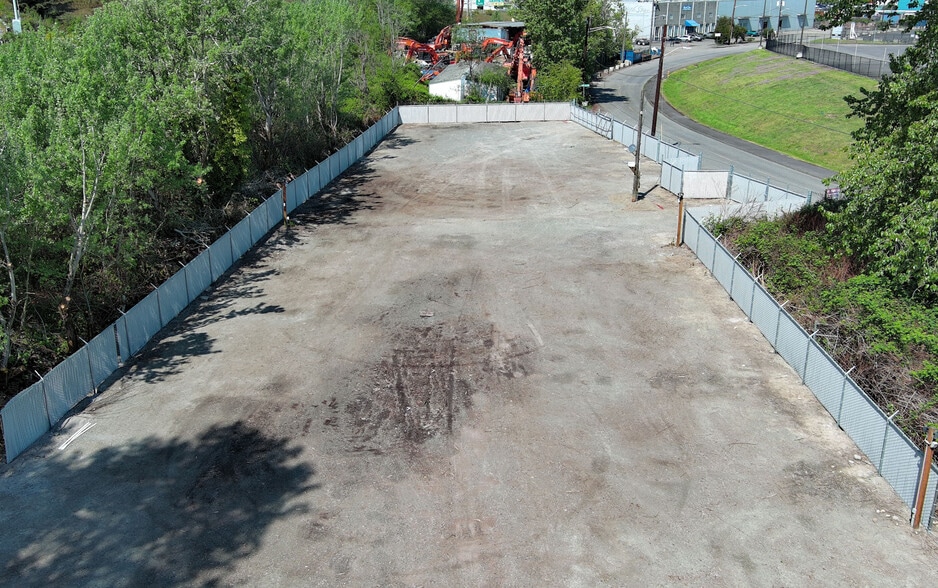 300 S Sullivan St, Seattle, WA for lease - Building Photo - Image 1 of 4