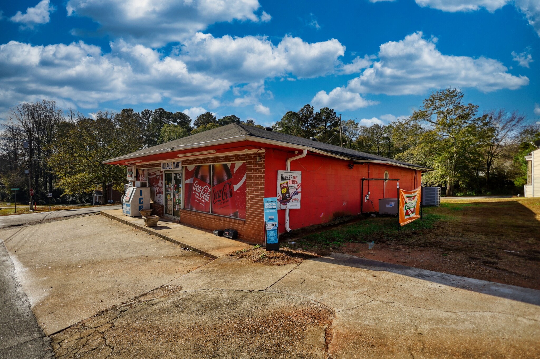 247 Cannon Dr, Social Circle, GA for sale Building Photo- Image 1 of 49