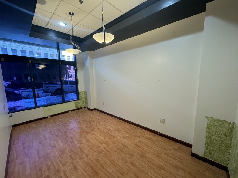 2001 Hamilton St, Philadelphia, PA for lease - Building Photo - Image 3 of 9