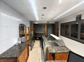 Retail in Granollers, Barcelona for lease Interior Photo- Image 1 of 14