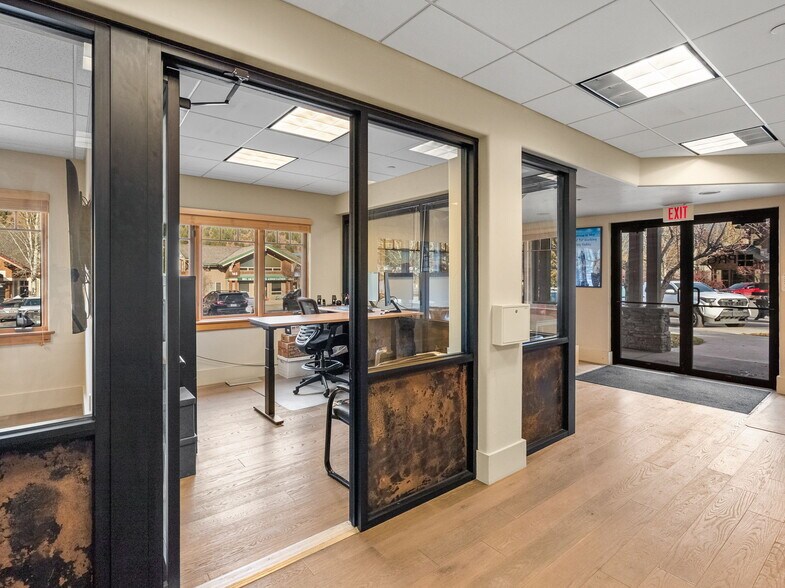 36 Center Ln, Big Sky, MT à louer - Photo intérieure - Image 3 de 25