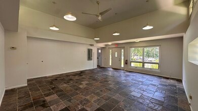 682 W Boughton Rd, Bolingbrook, IL for lease Interior Photo- Image 2 of 10
