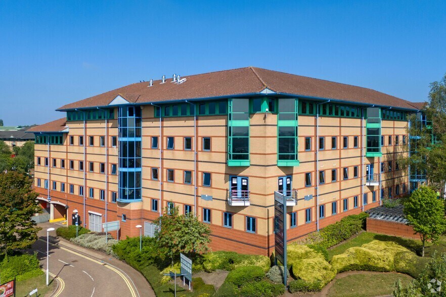 Waterfront Way, Brierley Hill à louer - Photo du bâtiment - Image 2 de 2