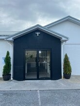 200 High Point Dr, Johnson City, TN for lease Building Photo- Image 1 of 4