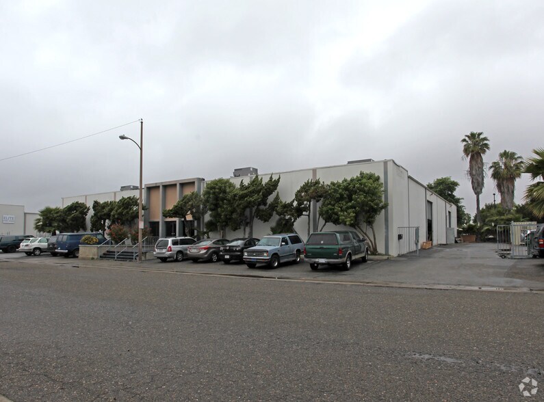 1411 E Wilshire Ave, Santa Ana, CA à vendre - Photo du bâtiment - Image 1 de 3