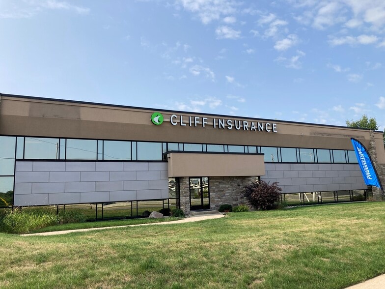 2009 W Beltline Hwy, Madison, WI for lease - Primary Photo - Image 1 of 4