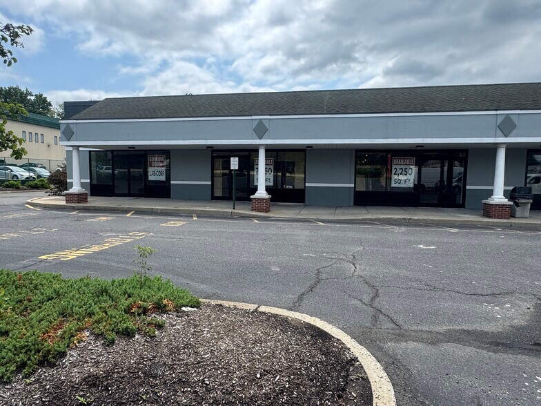 1400 State Route 36, Hazlet, NJ à louer - Photo du bâtiment - Image 3 de 8
