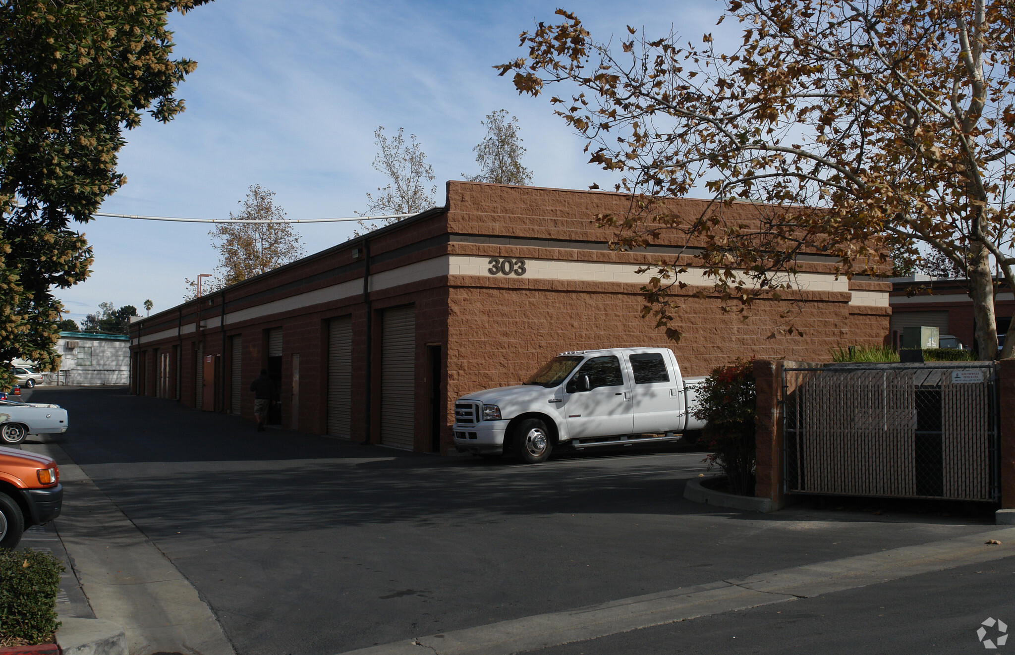 303 Industrial Way, Fallbrook, CA for sale Primary Photo- Image 1 of 1