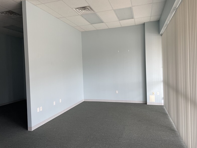 118 US Highway 13 Byp, Windsor, NC for lease - Interior Photo - Image 3 of 40