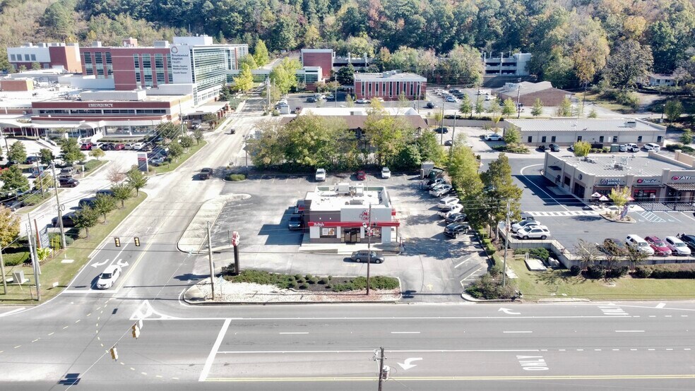 652 1st St N, Alabaster, AL à vendre - Aérien - Image 2 de 8