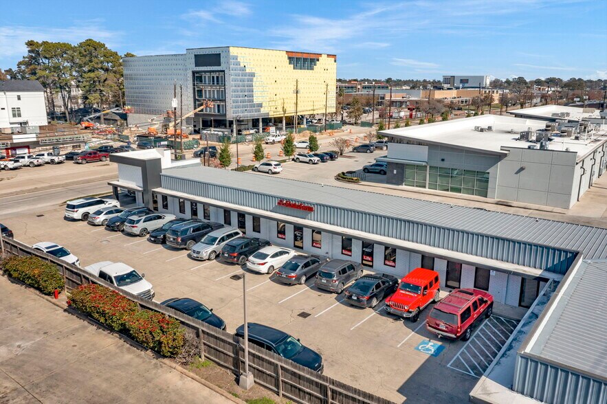 2015 W 34th St, Houston, TX à vendre - Photo du bâtiment - Image 3 de 7