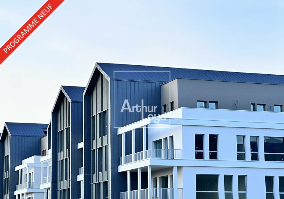 Office in Serris for sale Building Photo- Image 1 of 5