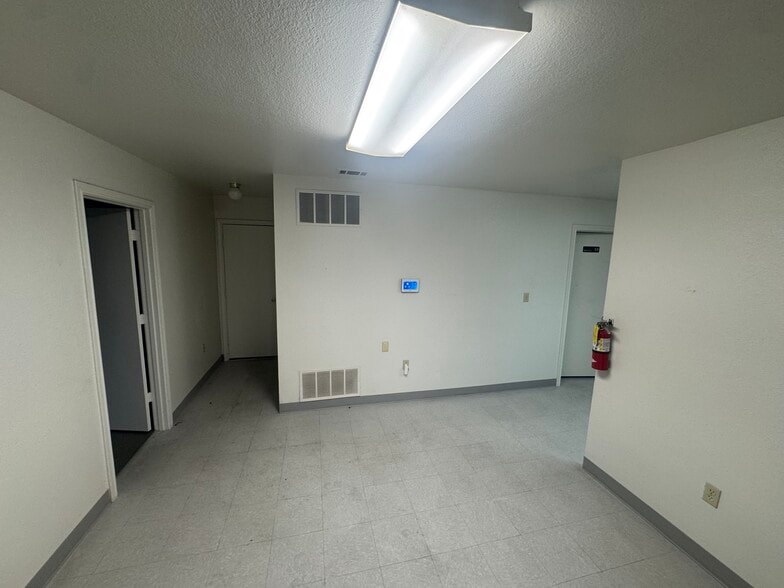 300 W Broadway St, Prosper, TX for lease - Building Photo - Image 3 of 10