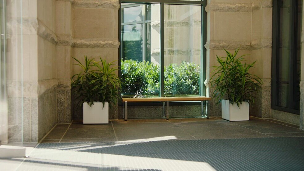 1400 16th St NW, Washington, DC à louer - Vidéo sur l’inscription commerciale - Image 2 de 30