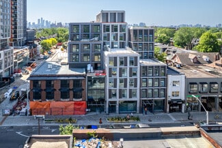Plus de détails pour 748 Bathurst St, Toronto, ON - Plusieurs types d'espaces à louer