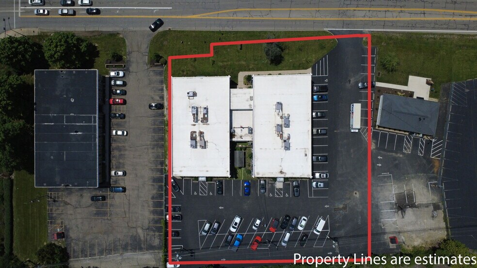 4770 Indianola Ave, Columbus, OH for sale - Building Photo - Image 2 of 15
