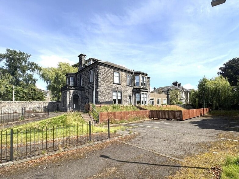 Comely Park, Dunfermline for lease - Building Photo - Image 2 of 18