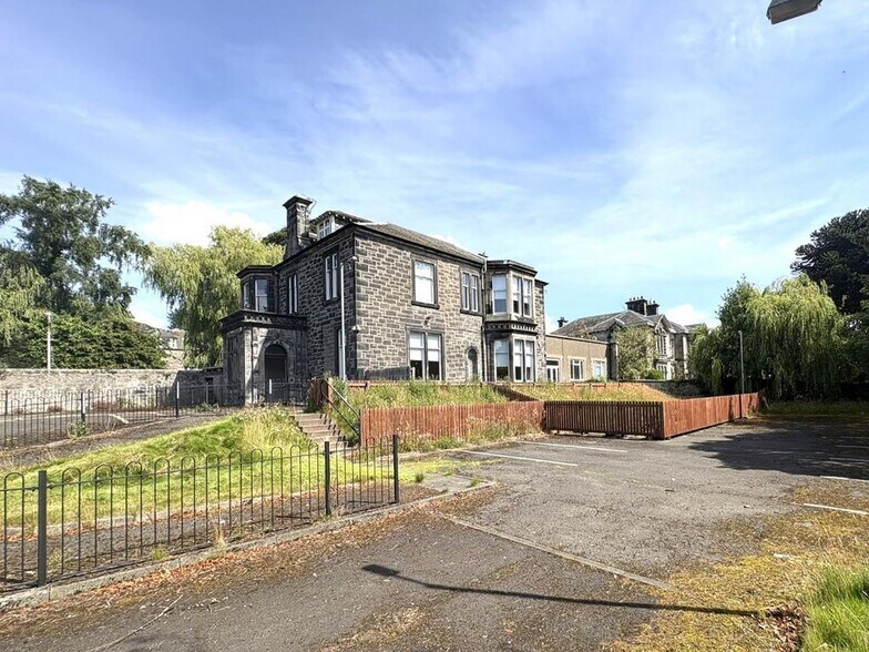 Comely Park, Dunfermline à louer - Photo du bâtiment - Image 2 de 18