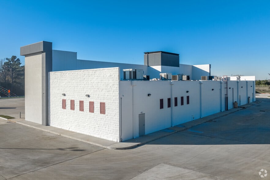 22550 FM 2920 Rd, Hockley, TX à louer - Photo du bâtiment - Image 3 de 5