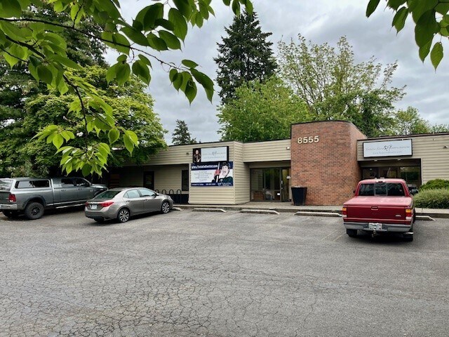 8555 SW Tualatin Rd, Tualatin, OR for lease - Building Photo - Image 1 of 24