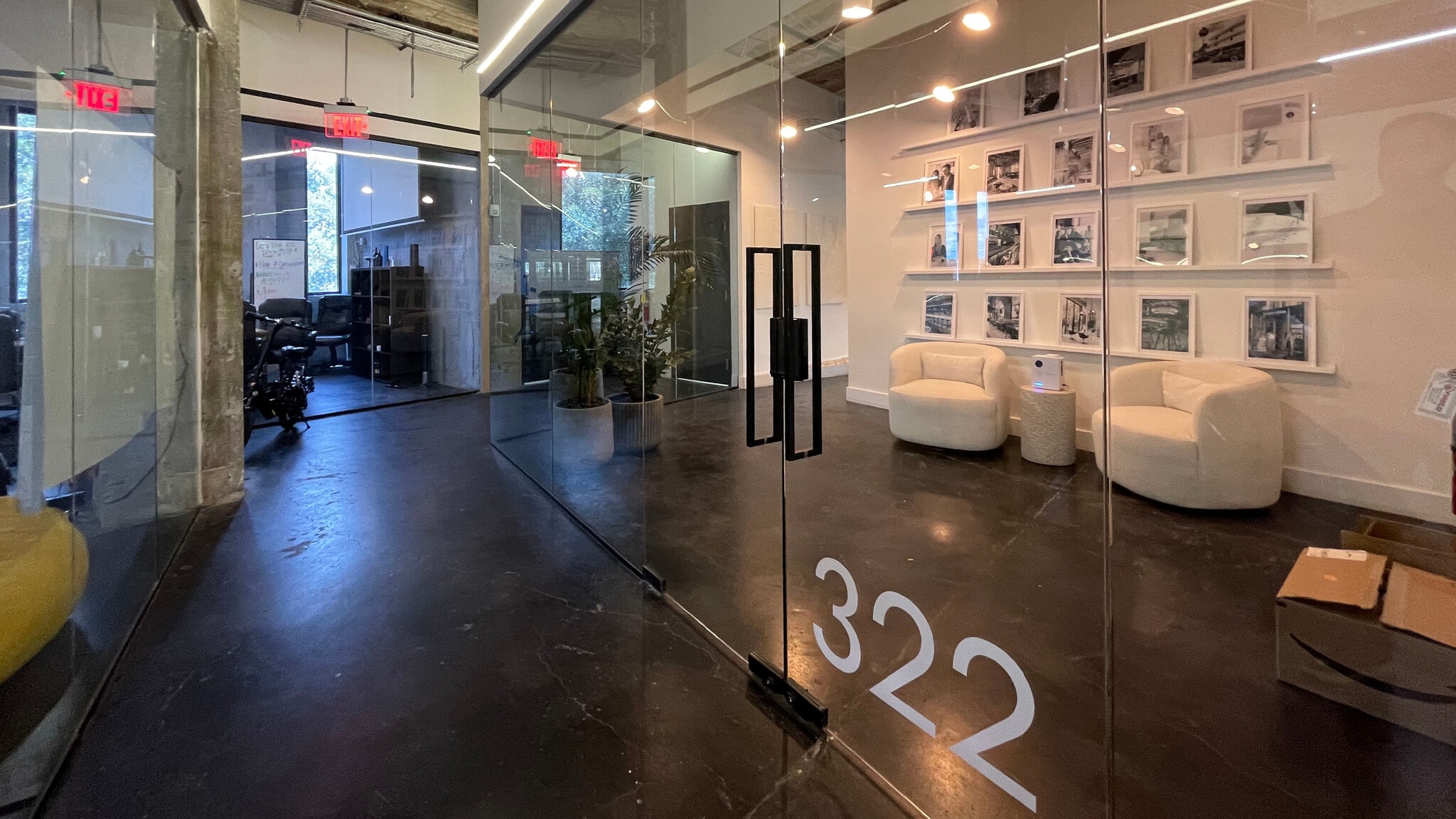 1900 NE Miami Ct, Miami, FL for lease Interior Photo- Image 1 of 5