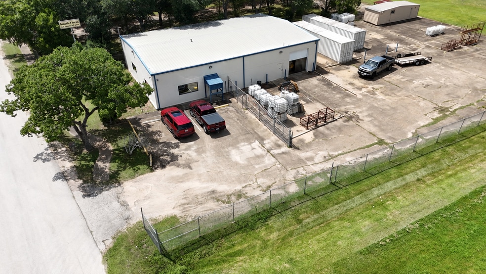 3319 Industrial Dr, Pearland, TX for sale - Building Photo - Image 1 of 4