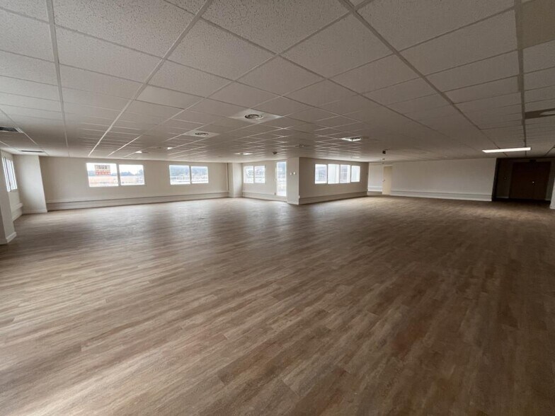 Office in La Farlède for sale - Building Photo - Image 1 of 10