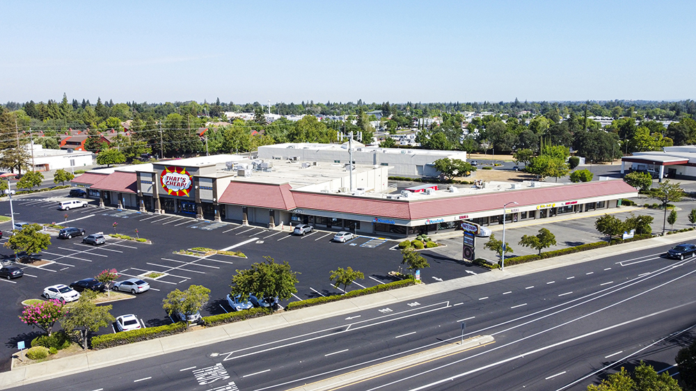 9407-9417 Madison Ave, Orangevale, CA for lease Building Photo- Image 1 of 7