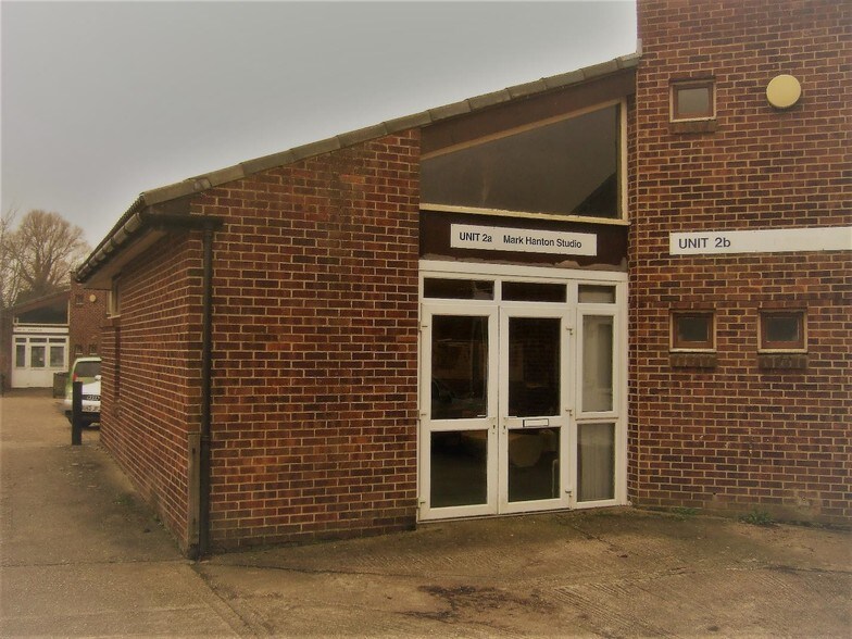 Bramble Ln, Wye à louer - Photo du bâtiment - Image 2 de 2